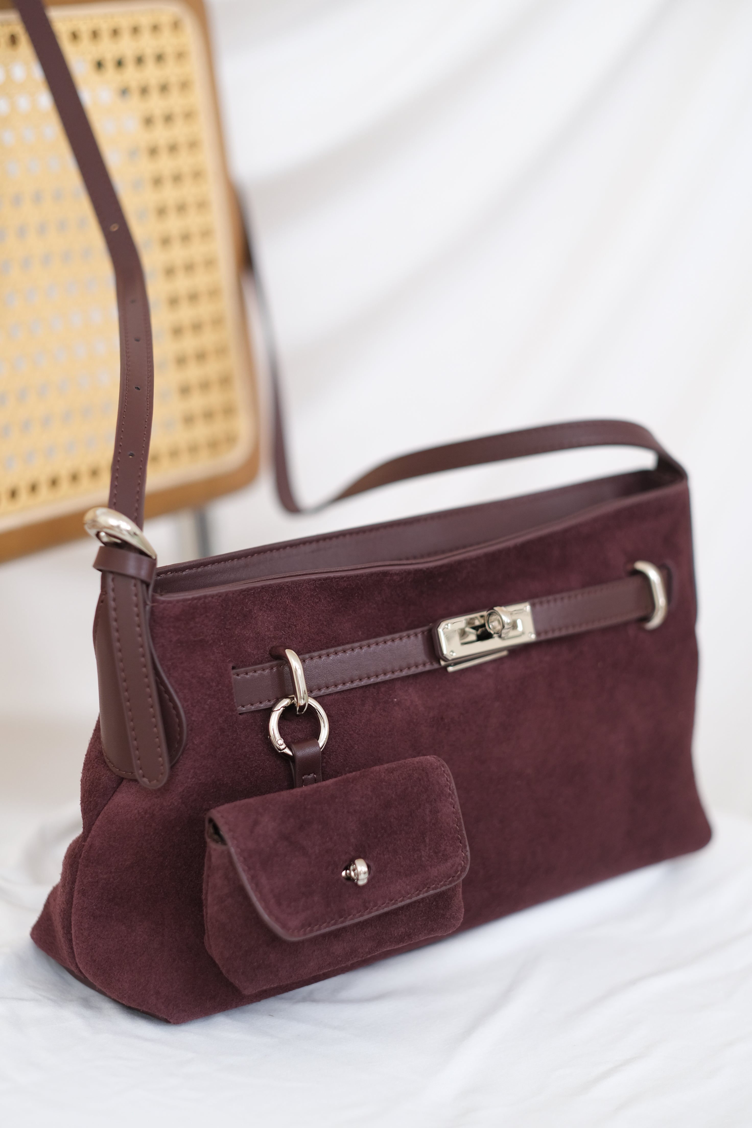 Elaine in Rouge Terra