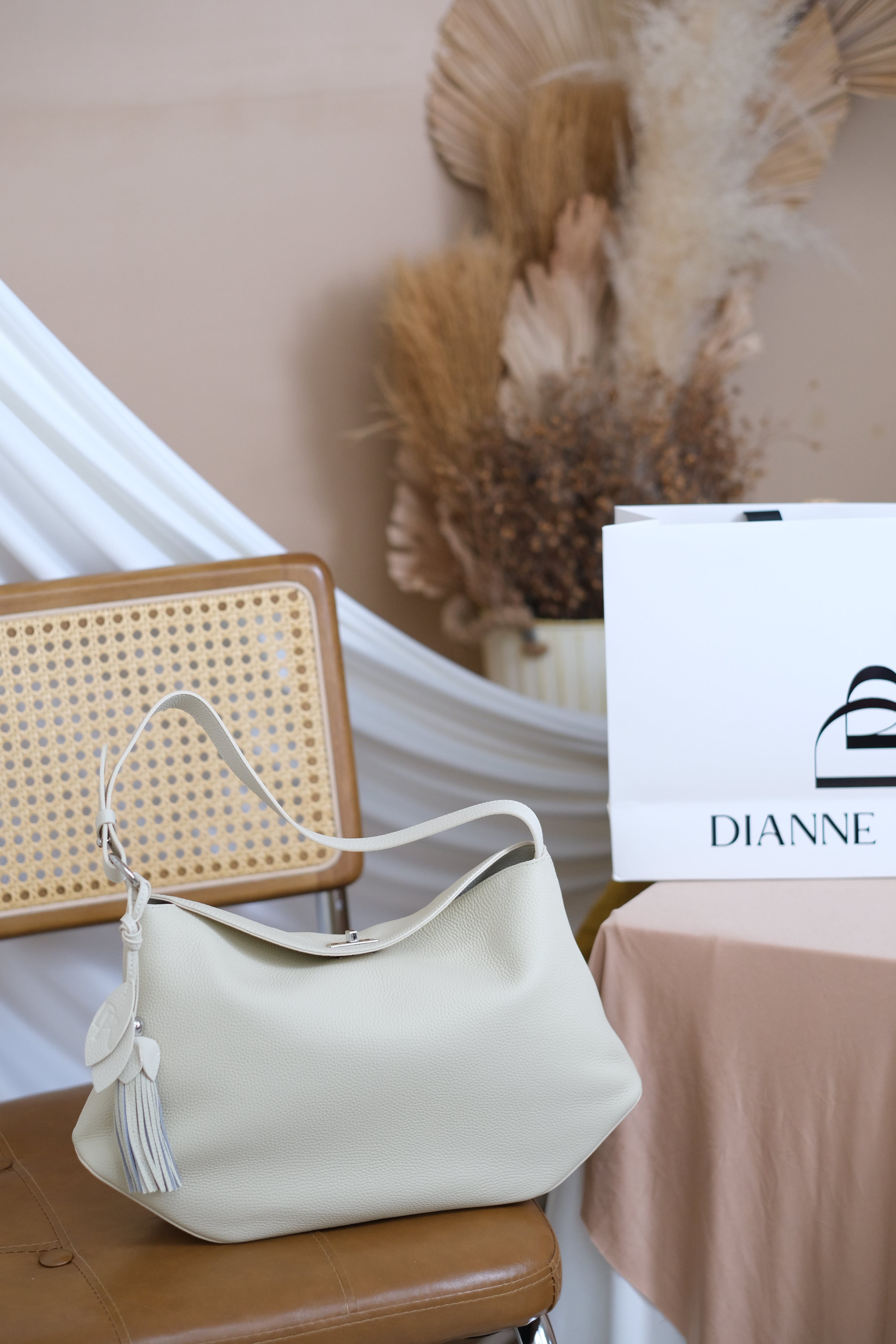 Genoveva in Ivory Veil