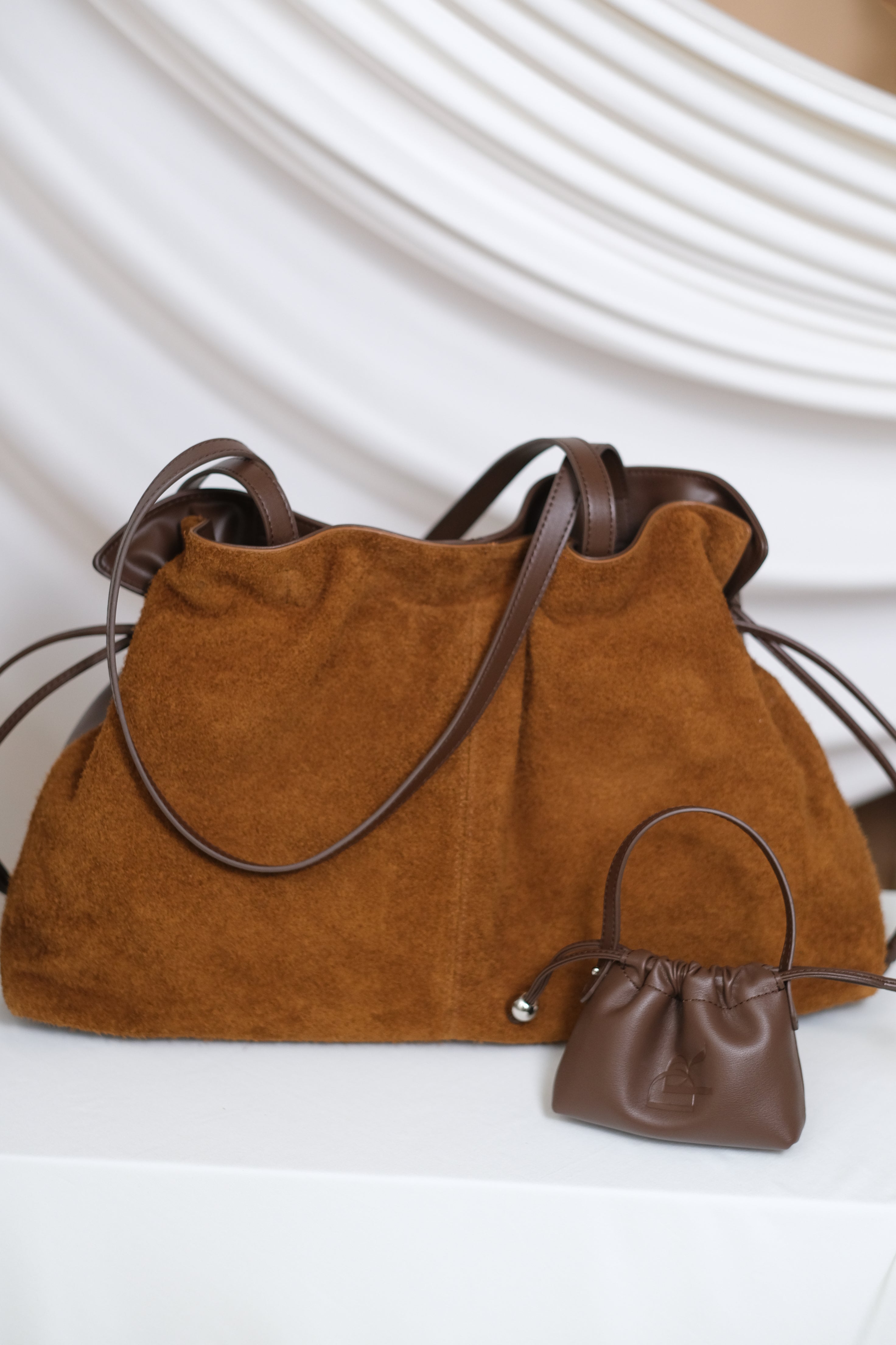 Nenita in Cafe Caramel